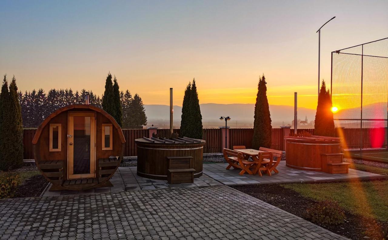 Sanderson Apartments Меркуря-Чук Экстерьер фото